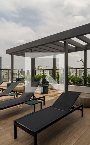 Studio à venda com 27m², 1 quarto e sem vaga Studio à venda com 27m², 1 quarto e sem vagaÁrea comum - Solarium com Jacuzzi