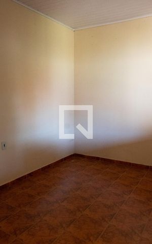Casa à venda com 197m², 2 quartos e 1 vaga Casa à venda com 197m², 2 quartos e 1 vagaQUARTO DA EDICULA