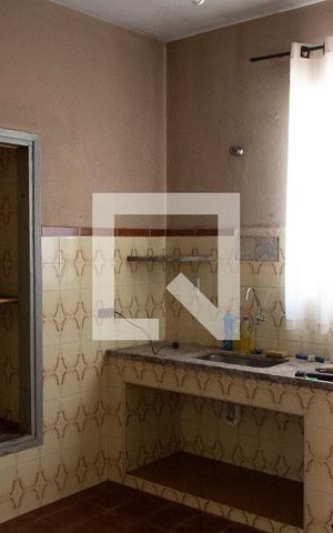 Casa à venda com 197m², 2 quartos e 1 vaga Casa à venda com 197m², 2 quartos e 1 vagaCOZINHA