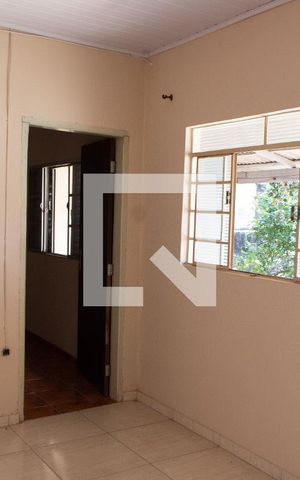 Casa à venda com 197m², 2 quartos e 1 vaga Casa à venda com 197m², 2 quartos e 1 vagaSALA DA EDÍCULA