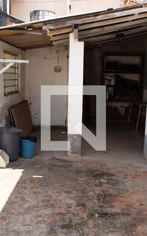Casa à venda com 197m², 2 quartos e 1 vaga Casa à venda com 197m², 2 quartos e 1 vagaÁREA DE SERVIÇO