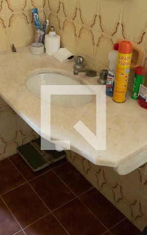 Casa à venda com 197m², 2 quartos e 1 vaga Casa à venda com 197m², 2 quartos e 1 vagaBANHEIRO