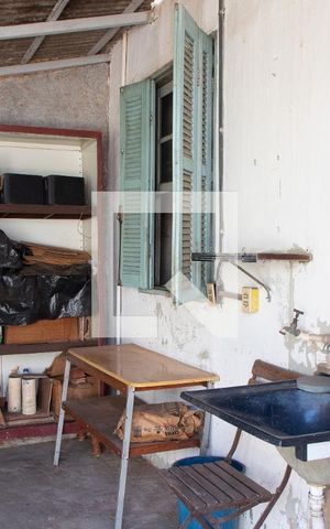 Casa à venda com 197m², 2 quartos e 1 vaga Casa à venda com 197m², 2 quartos e 1 vagaÁREA DE SERVIÇO