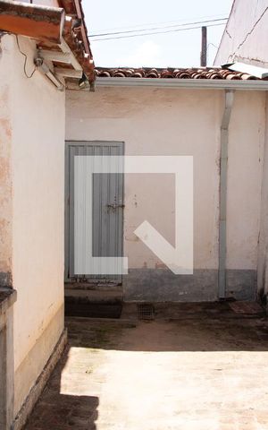 Casa à venda com 197m², 2 quartos e 1 vaga Casa à venda com 197m², 2 quartos e 1 vagaÁREA DE SERVIÇO