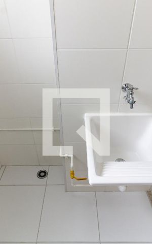 Apartamento à venda com 43m², 2 quartos e 1 vaga Apartamento à venda com 43m², 2 quartos e 1 vagaLavanderia