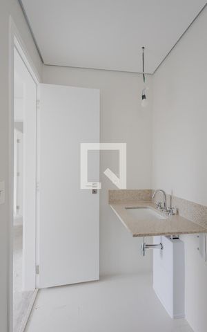 Apartamento à venda com 64m², 2 quartos e 1 vagaBanheiro da Suíte