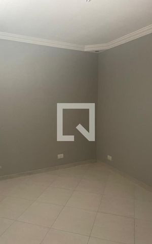 Casa à venda com 132m², 3 quartos e 2 vagas Casa à venda com 132m², 3 quartos e 2 vagasQuarto
