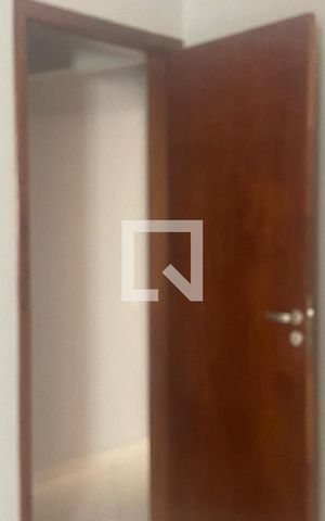 Casa à venda com 132m², 3 quartos e 2 vagas Casa à venda com 132m², 3 quartos e 2 vagasQuarto