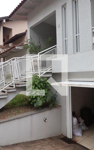 Casa à venda com 245m², 3 quartos e 4 vagasÁrea externa