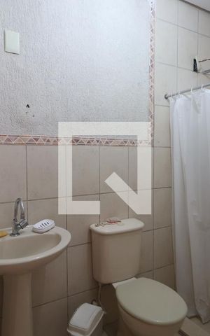 Casa à venda com 245m², 3 quartos e 4 vagasBanheiro de serviço
