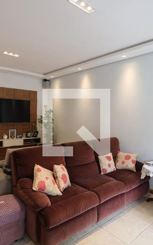 Casa à venda com 245m², 3 quartos e 4 vagasSala de TV
