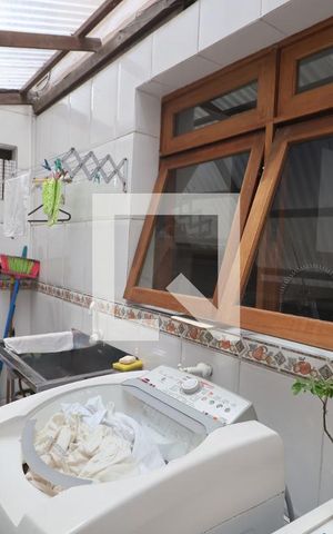 Casa à venda com 245m², 3 quartos e 4 vagasLavanderia
