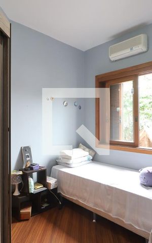 Casa à venda com 245m², 3 quartos e 4 vagasQuarto 2