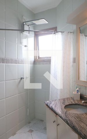Casa à venda com 245m², 3 quartos e 4 vagasBanheiro