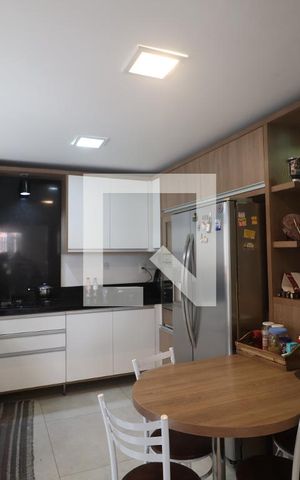Casa à venda com 245m², 3 quartos e 4 vagasCozinha