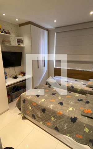 Apartamento à venda com 190m², 4 quartos e 2 vagas Apartamento à venda com 190m², 4 quartos e 2 vagasQuarto 2