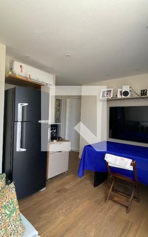 Apartamento à venda com 190m², 4 quartos e 2 vagas Apartamento à venda com 190m², 4 quartos e 2 vagasCobertura