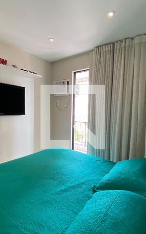 Apartamento à venda com 190m², 4 quartos e 2 vagas Apartamento à venda com 190m², 4 quartos e 2 vagasQuarto 1