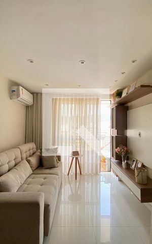 Apartamento à venda com 190m², 4 quartos e 2 vagas Apartamento à venda com 190m², 4 quartos e 2 vagasSala