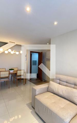 Apartamento à venda com 190m², 4 quartos e 2 vagas Apartamento à venda com 190m², 4 quartos e 2 vagasSala