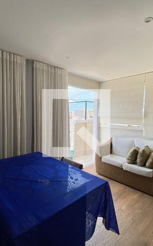 Apartamento à venda com 190m², 4 quartos e 2 vagas Apartamento à venda com 190m², 4 quartos e 2 vagasCobertura