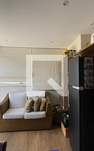 Apartamento à venda com 190m², 4 quartos e 2 vagas Apartamento à venda com 190m², 4 quartos e 2 vagasCobertura