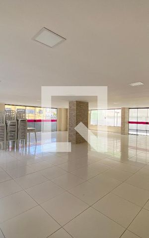 Apartamento à venda com 190m², 4 quartos e 2 vagas Apartamento à venda com 190m², 4 quartos e 2 vagasÁrea comum - Salão de festas