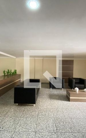 Apartamento à venda com 190m², 4 quartos e 2 vagas Apartamento à venda com 190m², 4 quartos e 2 vagasHall de entrada