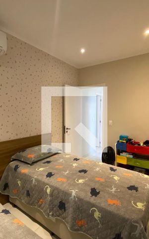 Apartamento à venda com 190m², 4 quartos e 2 vagas Apartamento à venda com 190m², 4 quartos e 2 vagasQuarto 2