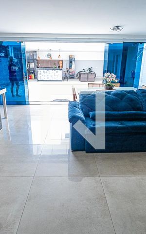 Apartamento à venda com 293m², 3 quartos e 2 vagas Apartamento à venda com 293m², 3 quartos e 2 vagasSala / cozinha