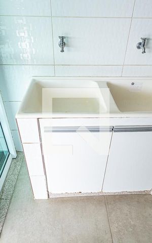 Apartamento à venda com 293m², 3 quartos e 2 vagas Apartamento à venda com 293m², 3 quartos e 2 vagasArea de serviço