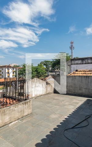 Casa à venda com 134m², 3 quartos e sem vaga Casa à venda com 134m², 3 quartos e sem vagaTerraço