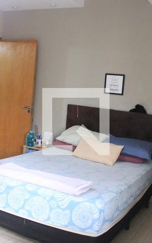 Casa para alugar com 150m², 3 quartos e 3 vagasSuíte