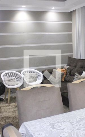 Casa para alugar com 150m², 3 quartos e 3 vagasSala