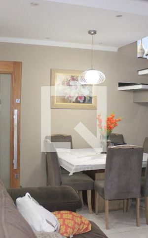 Casa para alugar com 150m², 3 quartos e 3 vagasSala