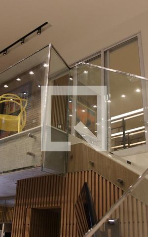 Apartamento para alugar com 77m², 1 quarto e 2 vagasEscada