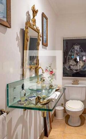 Casa à venda com 567m², 3 quartos e 3 vagas