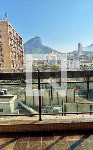 Apartamento à venda com 238m², 5 quartos e 3 vagas