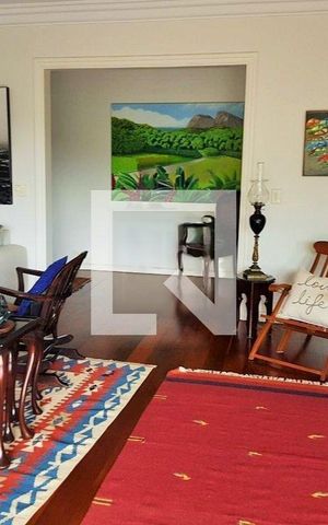 Apartamento à venda com 231m², 4 quartos e 2 vagas
