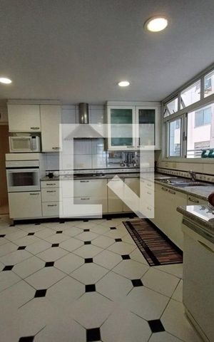 Apartamento à venda com 319m², 4 quartos e sem vaga