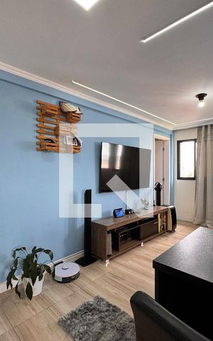 Apartamento à venda com 47m², 2 quartos e 1 vaga Apartamento à venda com 47m², 2 quartos e 1 vagaSala