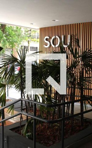 Studio à venda com 30m², 1 quarto e sem vaga Studio à venda com 30m², 1 quarto e sem vagaEntrada
