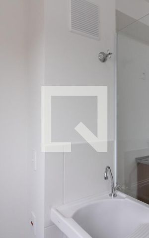 Apartamento para alugar com 36m², 2 quartos e 1 vaga Apartamento para alugar com 36m², 2 quartos e 1 vagaÁrea de Serviço