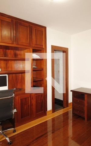 Casa à venda com 400m², 5 quartos e 4 vagasquarto 5