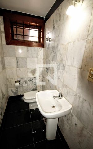 Casa à venda com 400m², 5 quartos e 4 vagasbanheiro 4