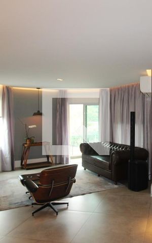 Apartamento à venda com 198m², 3 quartos e 6 vagasSala / Cozinha