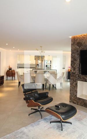 Apartamento à venda com 198m², 3 quartos e 6 vagasSala / Cozinha