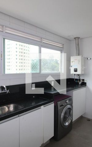 Apartamento à venda com 198m², 3 quartos e 6 vagasÁrea de Serviço
