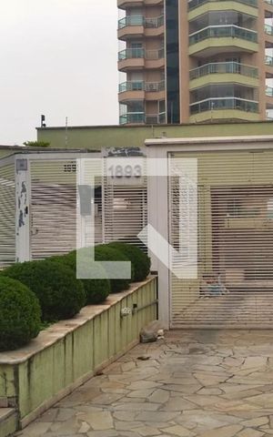Apartamento à venda com 198m², 3 quartos e 6 vagas Apartamento à venda com 198m², 3 quartos e 6 vagasFachada