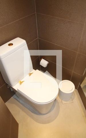 Apartamento à venda com 198m², 3 quartos e 6 vagasLavabo